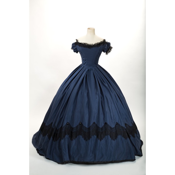 Robe XIX° (1865)