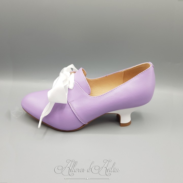 PRECOMMANDE- CHANTILLY - (1760-1790) Mauve