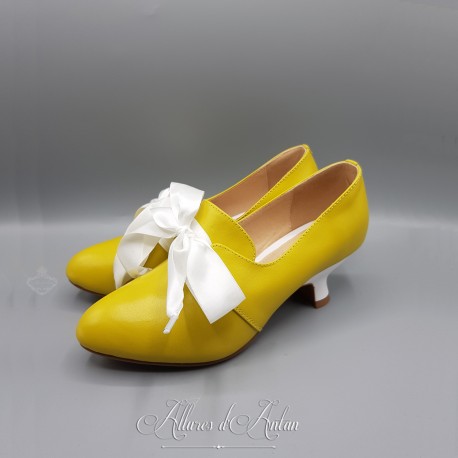 CHANTILLY - (1760-1790) - Jaune