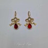 Boucles d'oreilles XVIIIe Noeud - strass ROUGE