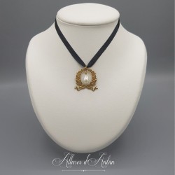 Pendentif XVIIIe Noeud et Perle nacrée